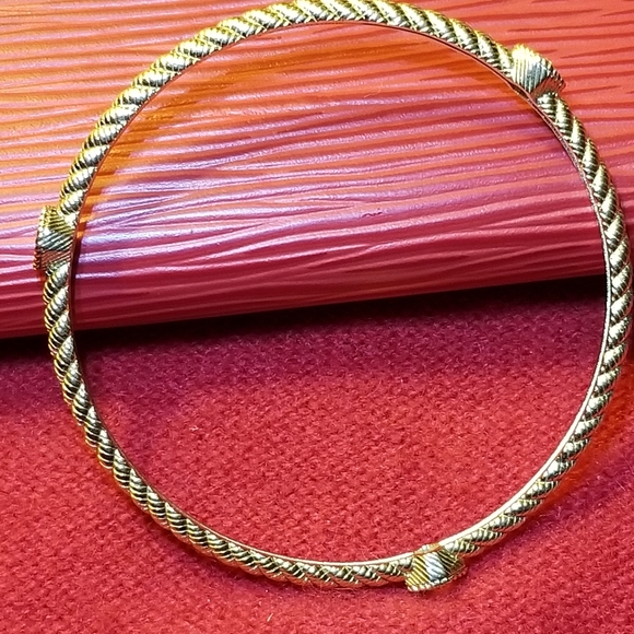 Like new! 14k clad sterling silver bangle - Picture 2 of 5